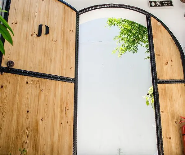 بترا بوتيك أوتل 2*