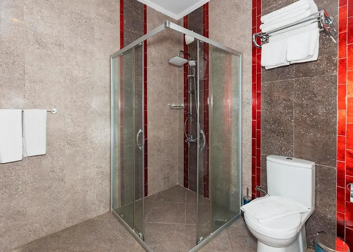 Petra Butik Hotell 2*